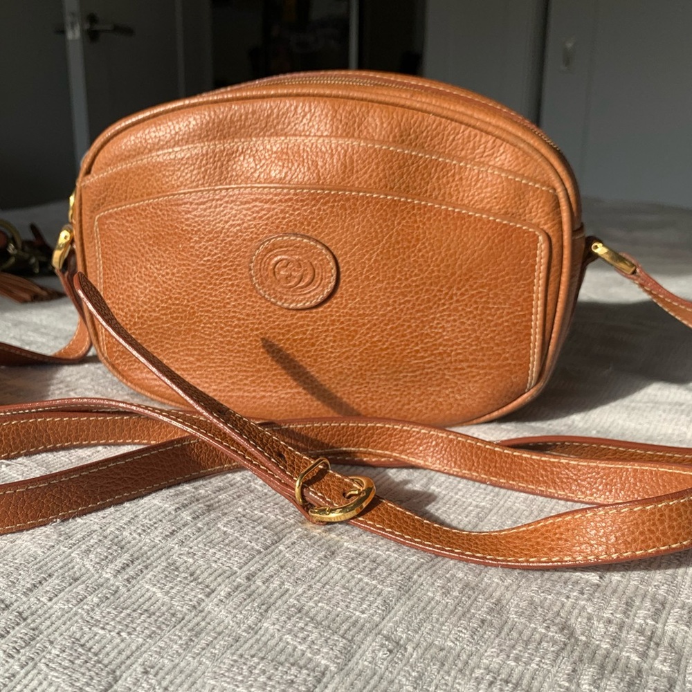 Authentic Vintage Leather Gucci Crossbody